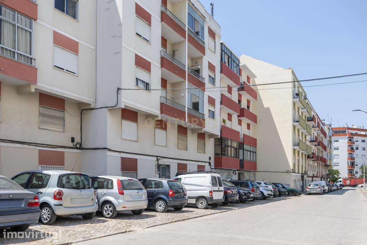 Apartamento T2 pronto a habitar nos 4 Caminhos – Setúbal - Grande imagem: 2/31