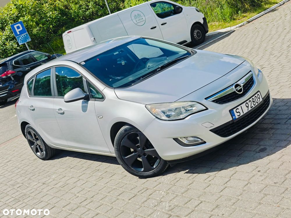 Opel Astra 1.7 CDTI Cosmo - 4