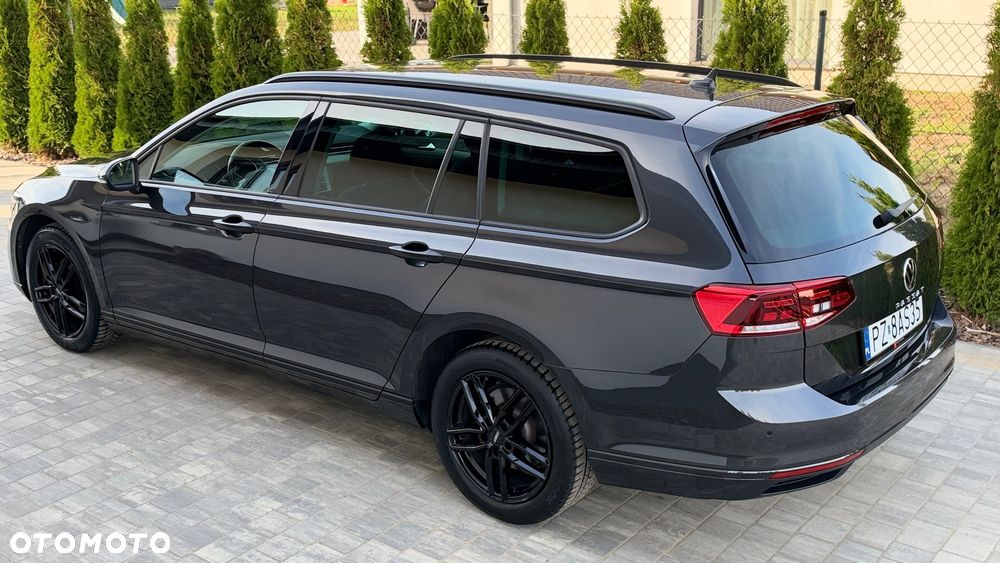 Volkswagen Passat - 9