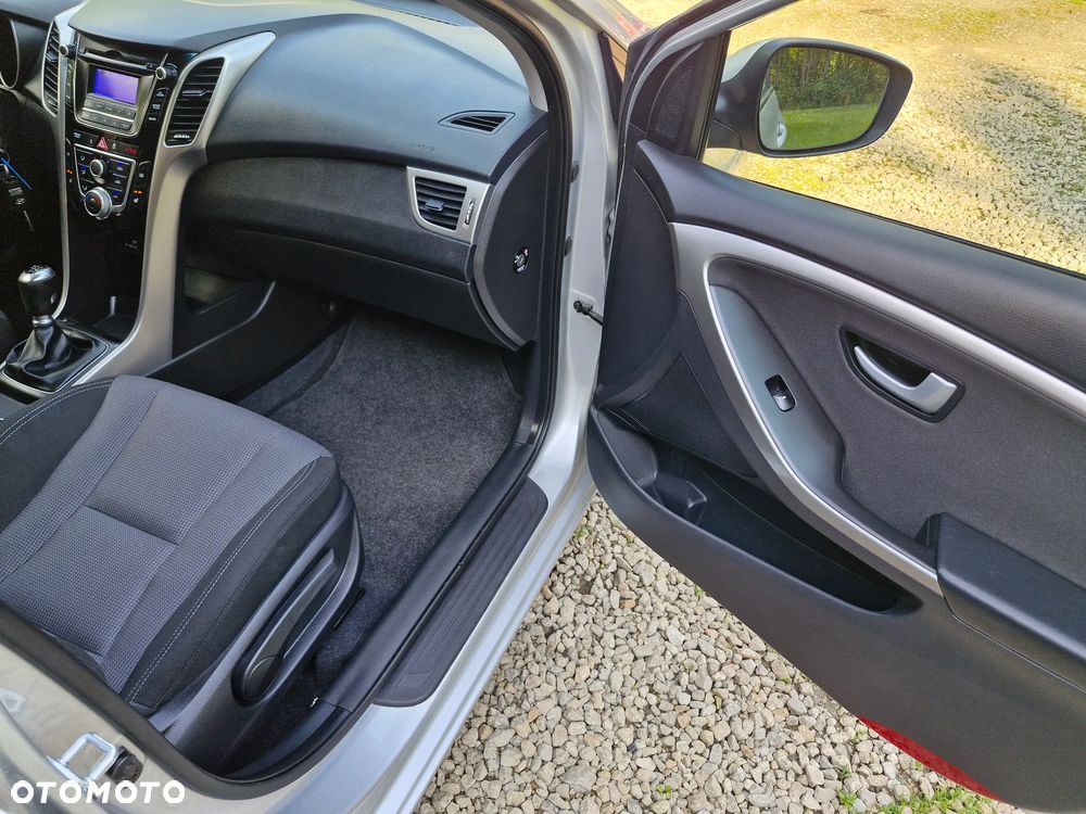 Hyundai i30 1.4 Premium - 26