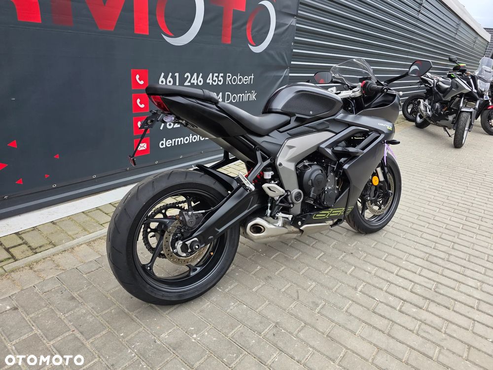 Triumph Daytona - 3