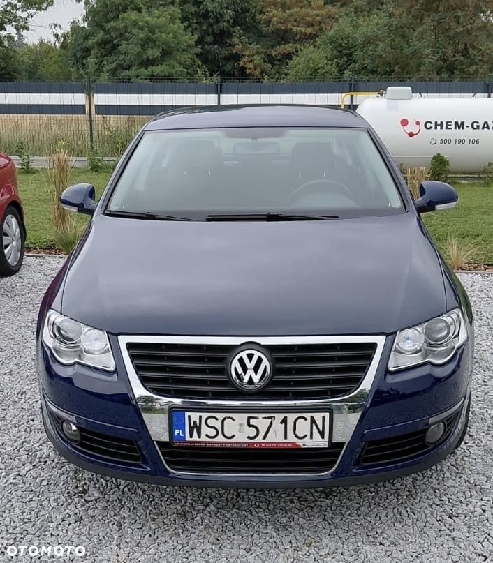 Volkswagen Passat 2.0 FSI 4Mot Trendline - 1
