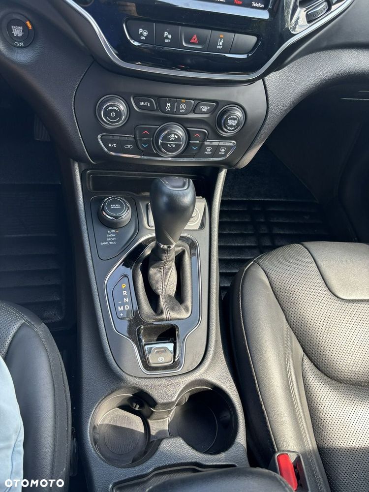 Jeep Cherokee 2.0 T Active Drive I Automatik Overland - 30