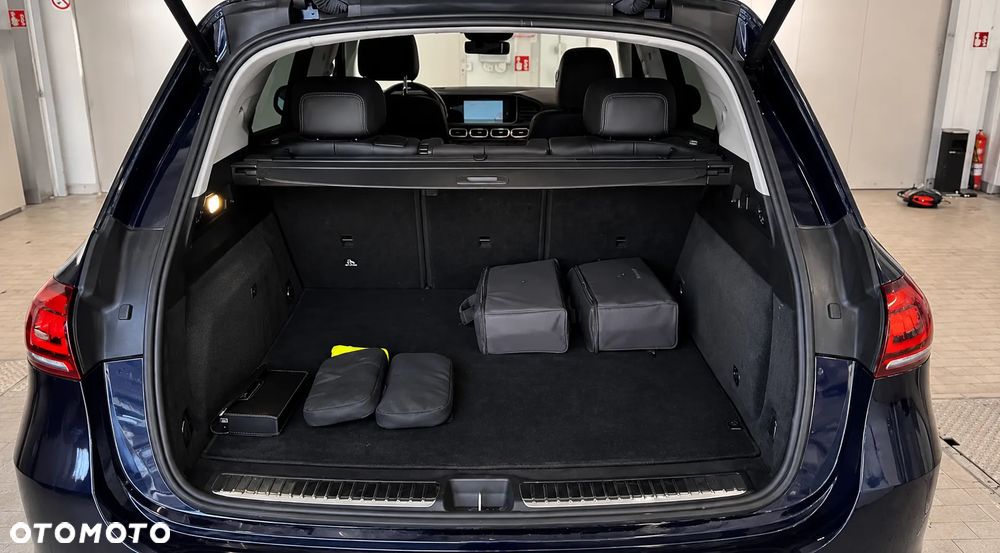 Mercedes-Benz GLE - 12