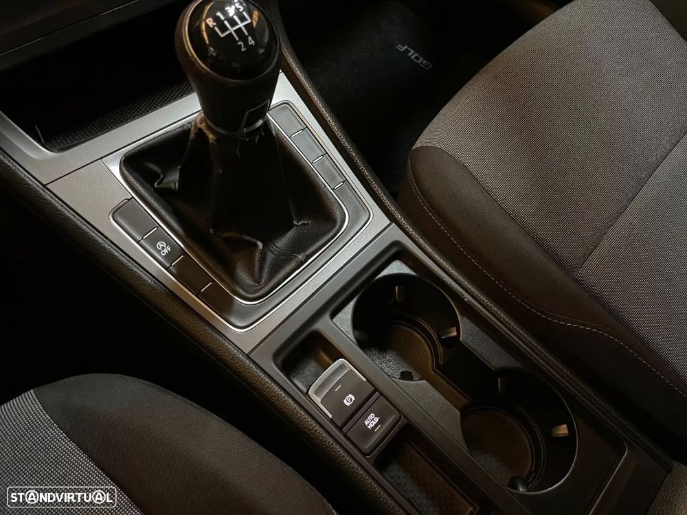 VW Golf 1.6 TDi Style - 15