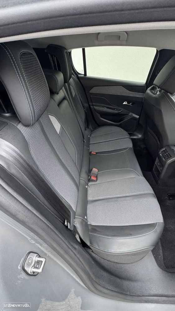 Peugeot e-308 156 Allure - 21