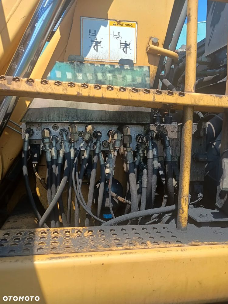 Caterpillar 322 C - 9