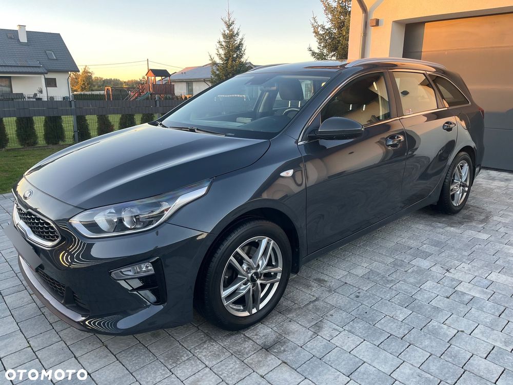 Kia Ceed - 1