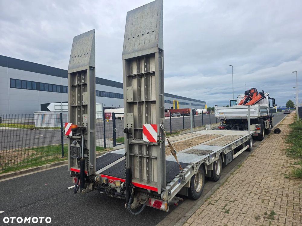 Mercedes-Benz Arocs 1835 4x4 Hds Atlas 120.2E Pilot z Niemiec Mailler - 22