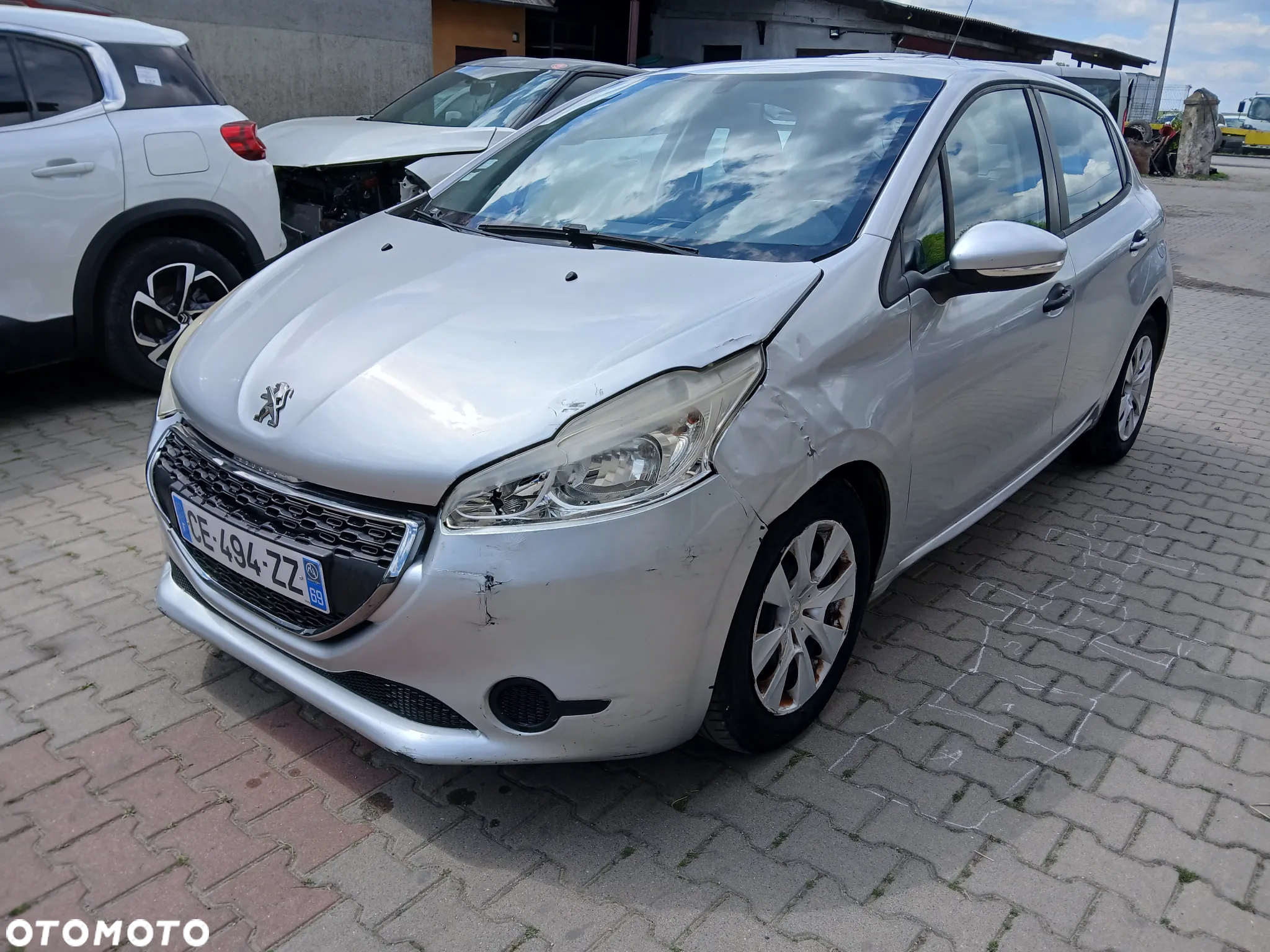 Peugeot 208 HDi 68 Like - 7