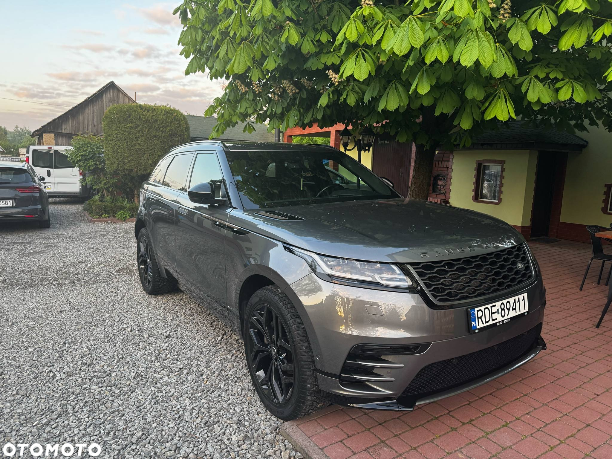 Land Rover Range Rover Velar 2.0 SD4 R-Dynamic SE - 2