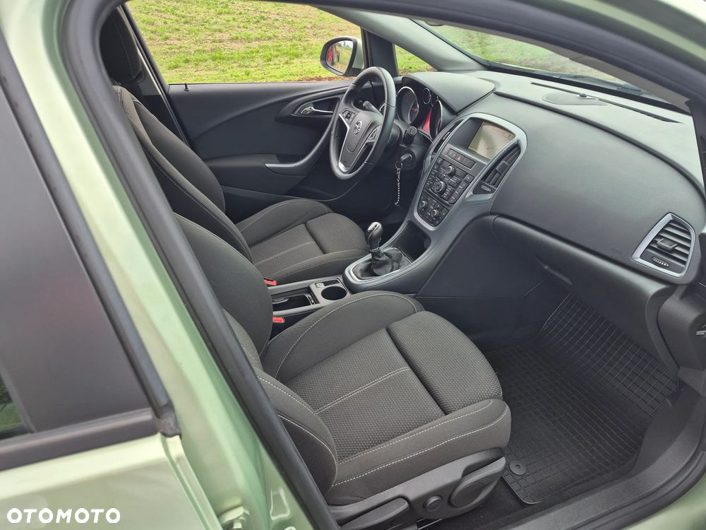 Opel Astra - 9