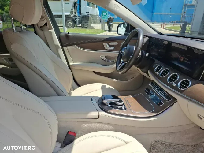 Mercedes-Benz E 220 d All-Terrain 4MATIC Aut. - 12