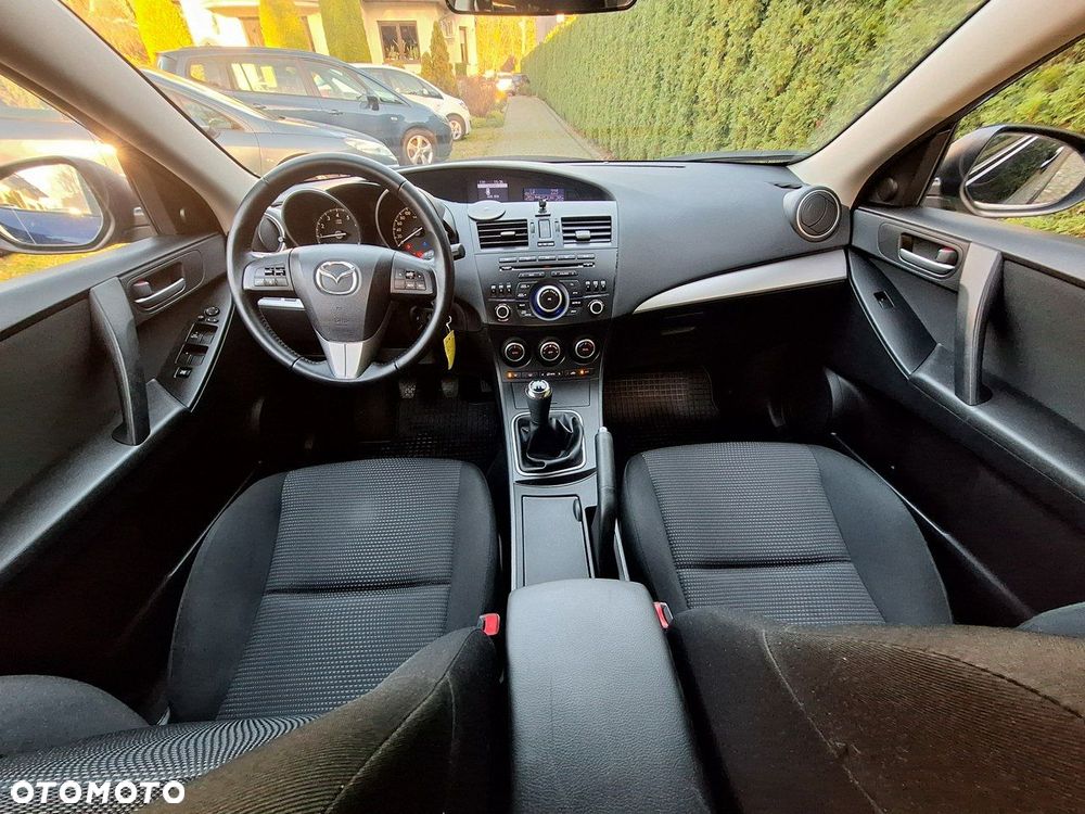 Mazda 3 - 13