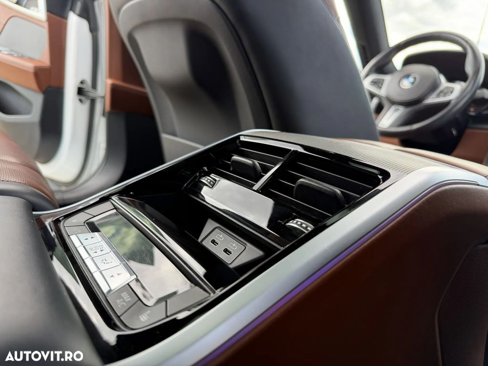 BMW Seria 8 840d xDrive AT MHEV - 22