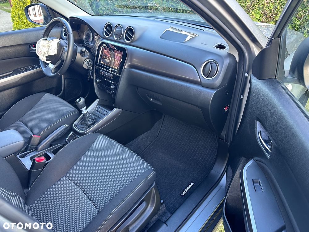 Suzuki Vitara 1.4 Boosterjet Hybrid Comfort+ - 11