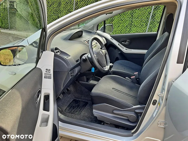 Toyota Yaris 1.33 Sol - 7