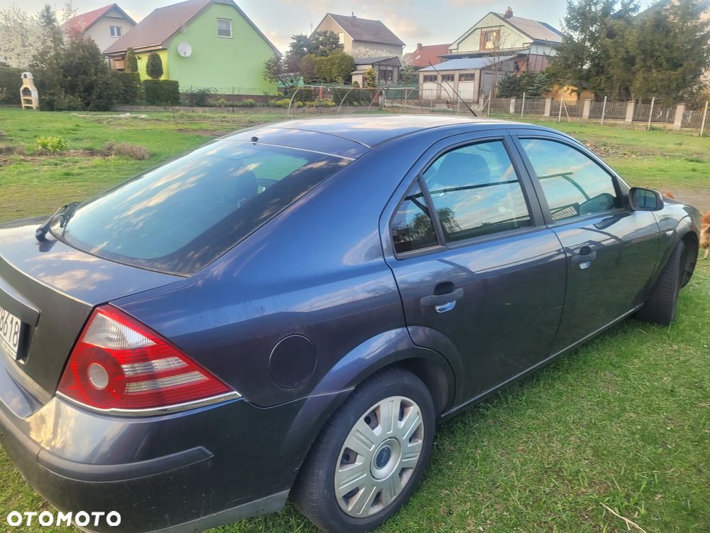 Ford Mondeo 1.8 Ambiente - 7