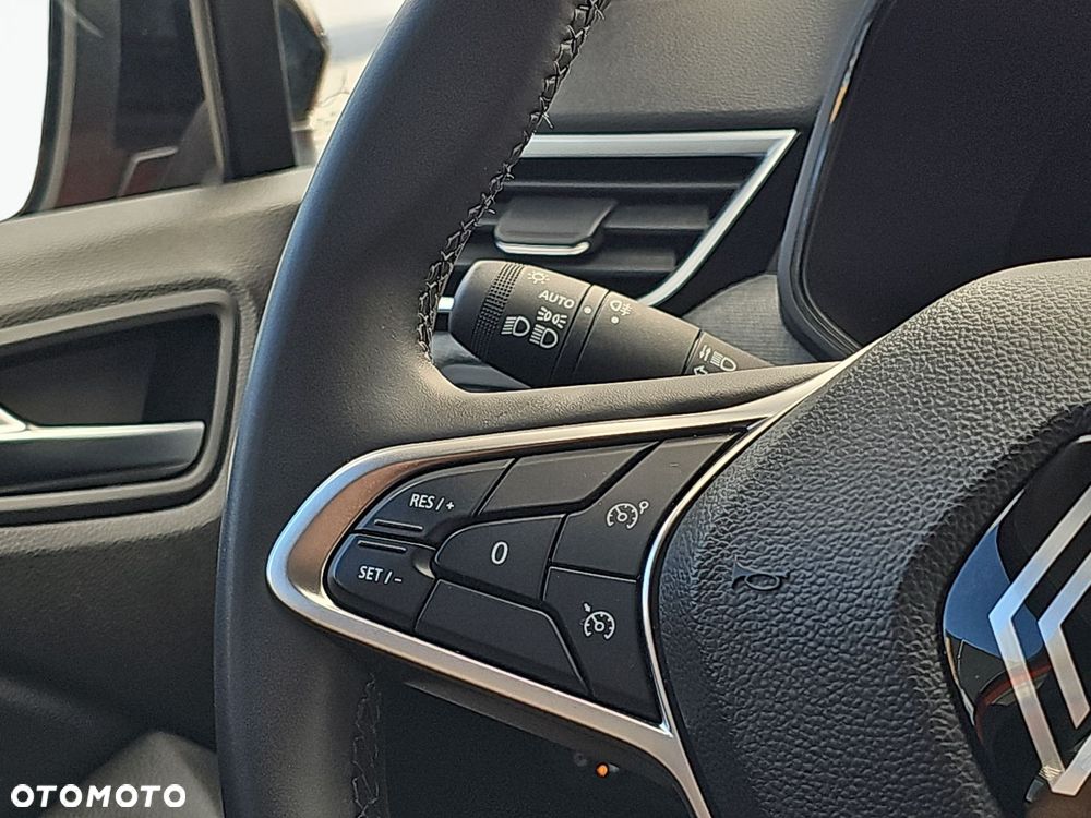 Renault Clio 1.0 TCe Evolution - 11