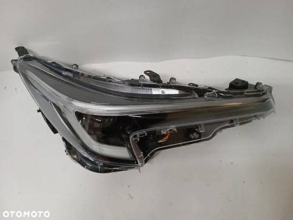 TOYOTA COROLLA E21 LIFT 22- LAMPA LAMPY PRZEDNIE PRZÓD - 5