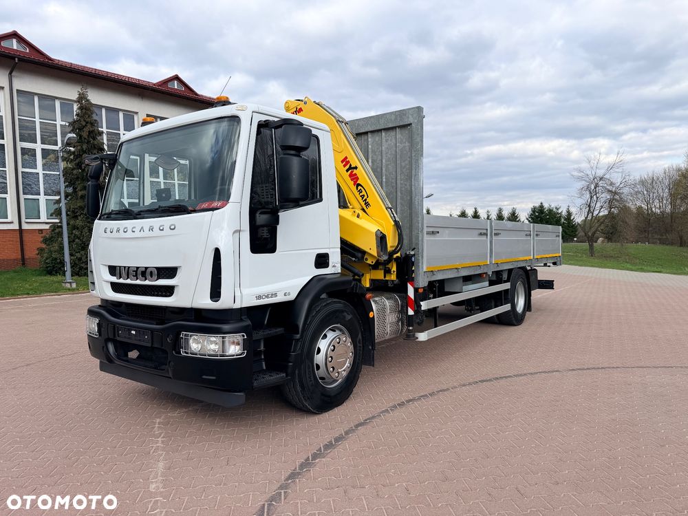 Iveco EUROCARGO 180E25 / Euro 6 / 4X2 / SKRZYNIOWY 7,5m + HDS HYVA HB150X UDŹWIG 5 200KG / STEROWNIE / RADIOWE / ROTATOR / AUTOMAT - 1