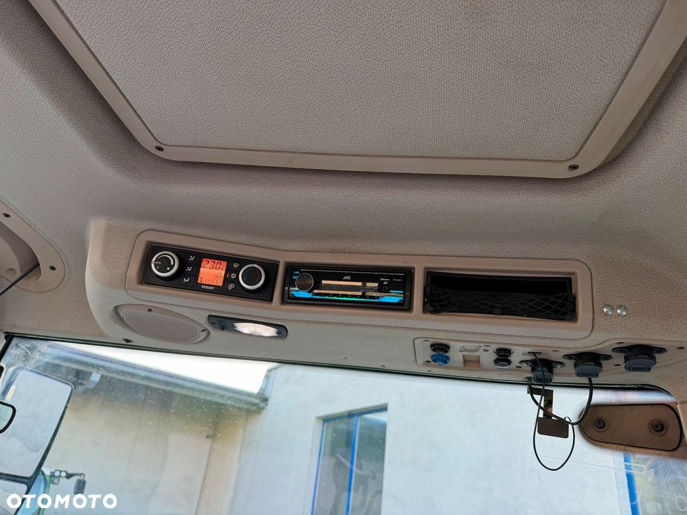 Fendt 724 SCR Profi - 12