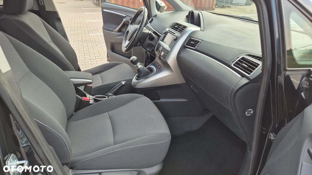 Toyota Verso 1.8 5-Sitzer Life - 16