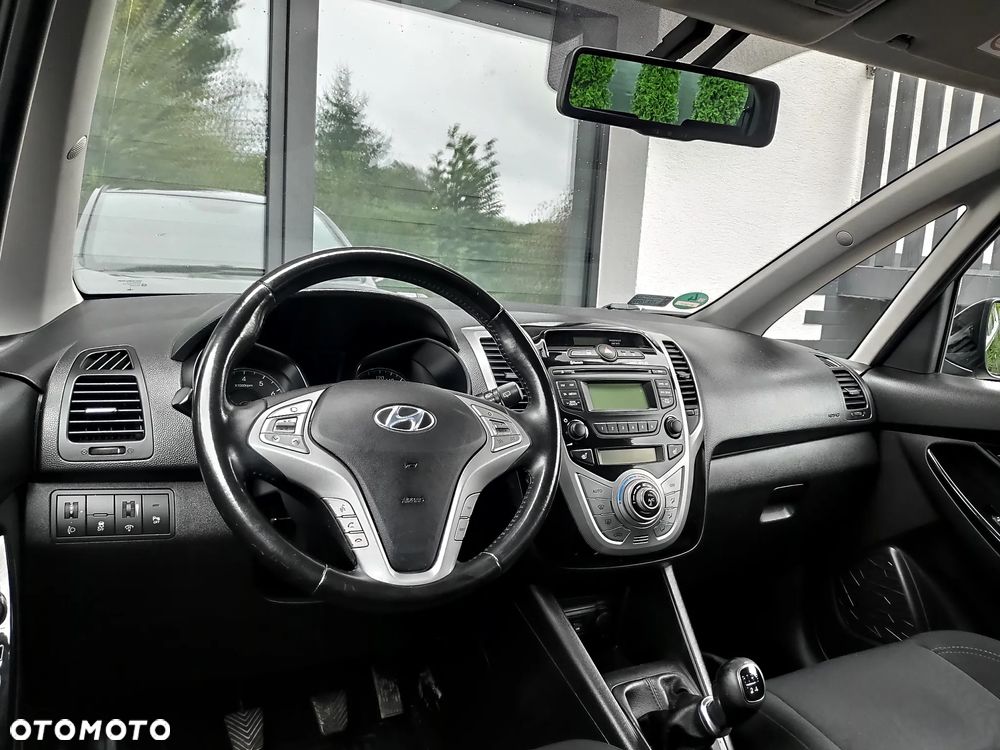 Hyundai ix20 - 11
