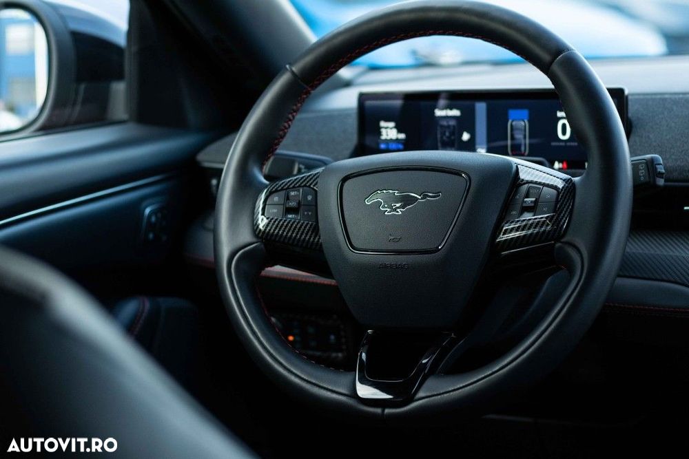 Ford Mustang Mach-E AWD Standard Range 198 kW Premium - 26