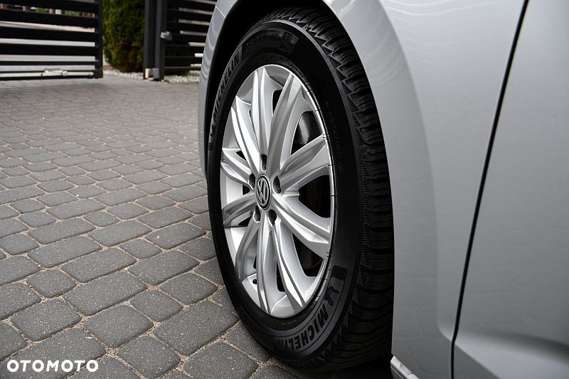Volkswagen Touran 2.0 TDI BMT Highline DSG - 36