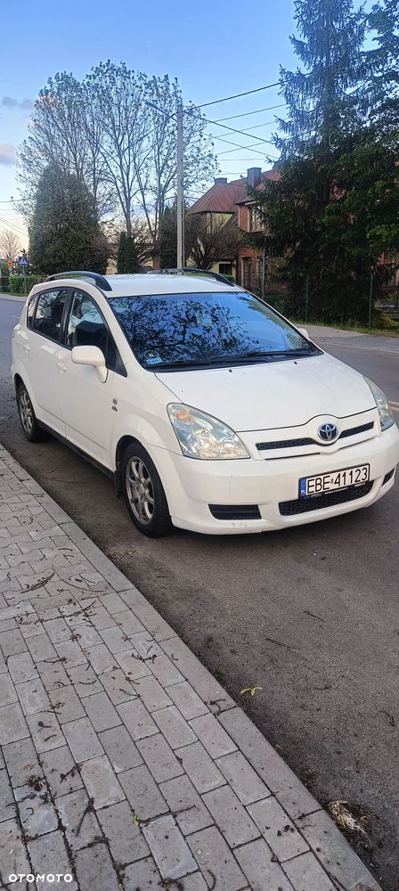 Toyota Corolla Verso 2.0 D-4D Prestige - 1