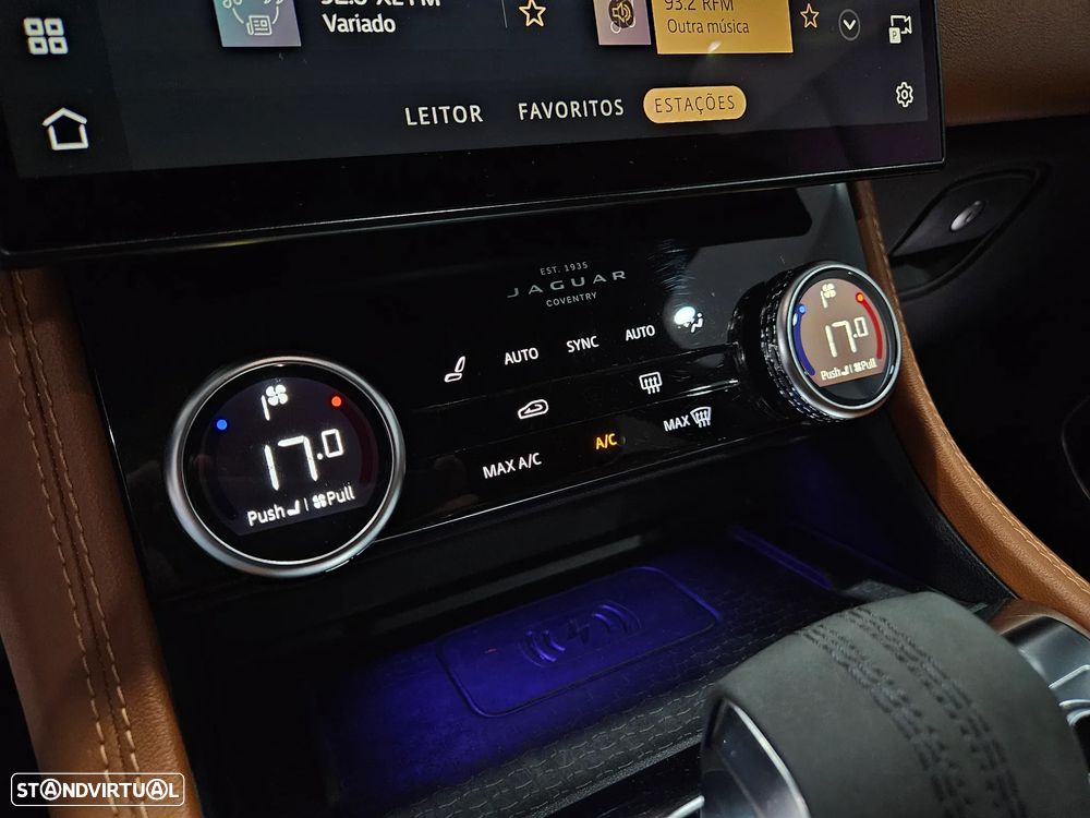 Jaguar F-Pace 2.0 P400e AWD R-Dynamic SE - 12