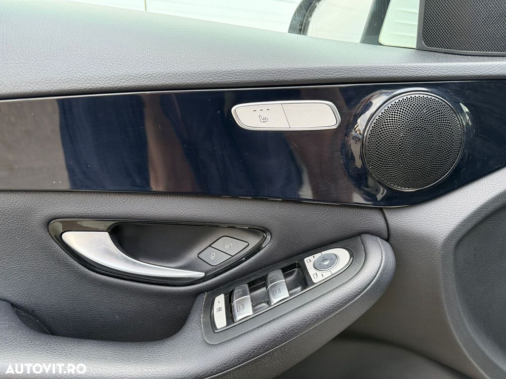 Mercedes-Benz C - 15