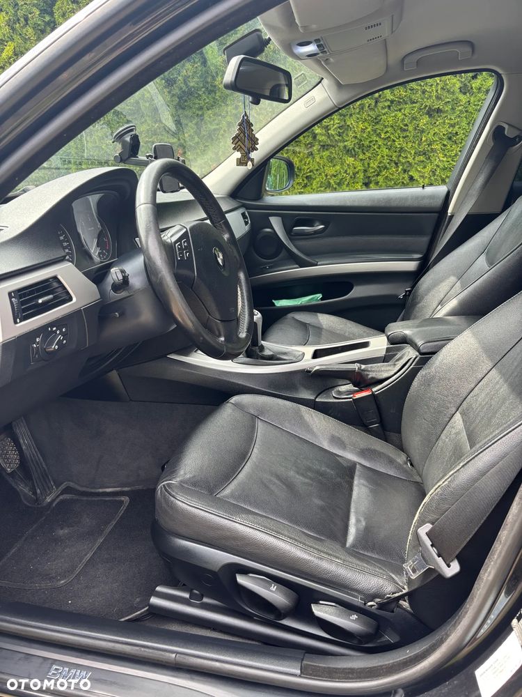 BMW Seria 3 - 12
