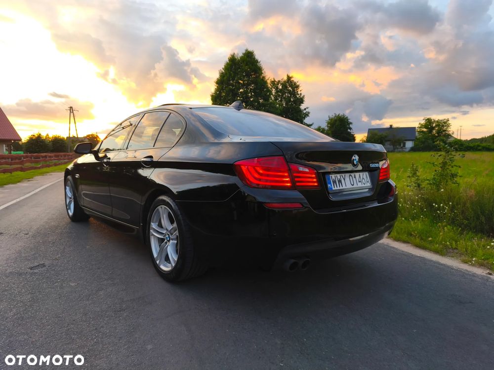 BMW Seria 5 528i - 18