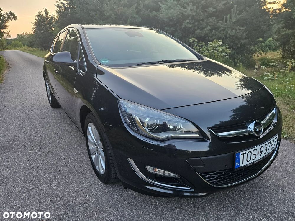 Opel Astra 2.0 CDTI Exklusiv - 11