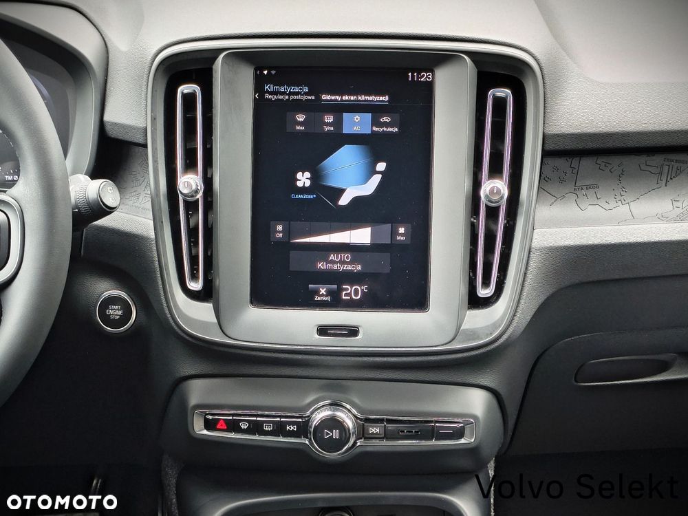 Volvo XC 40 - 18