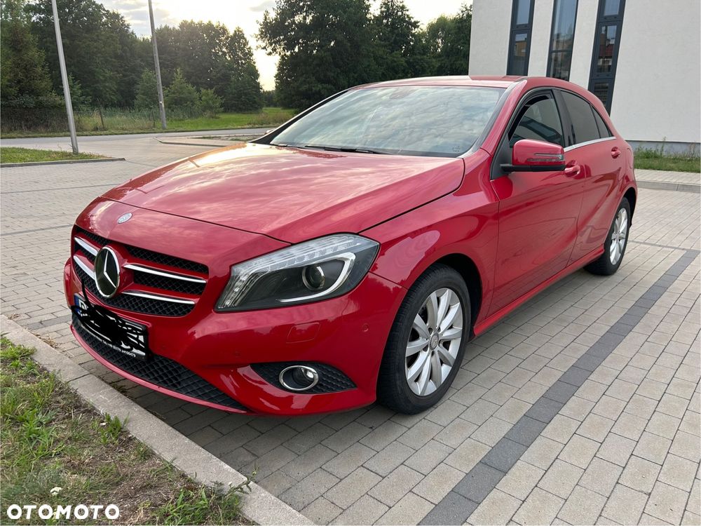 Mercedes-Benz Klasa A 180 (BlueEFFICIENCY) - 1
