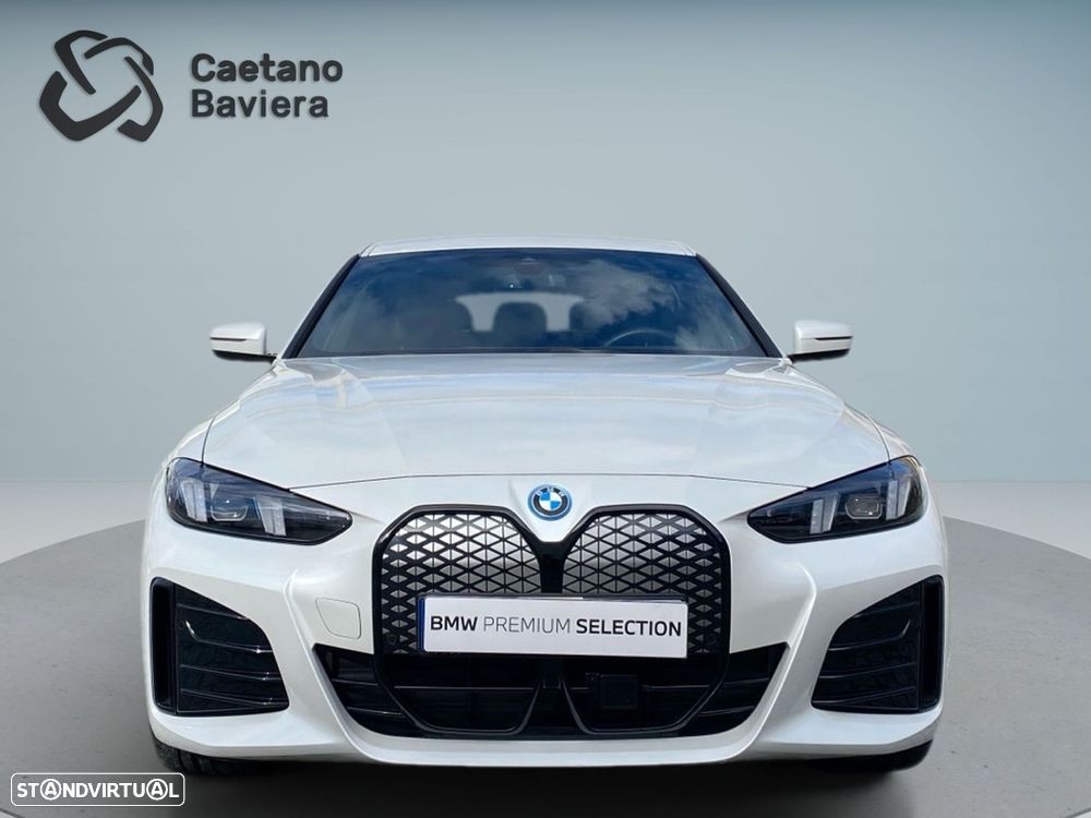 BMW i4 eDrive40 Pack Desportivo M Pro - 24