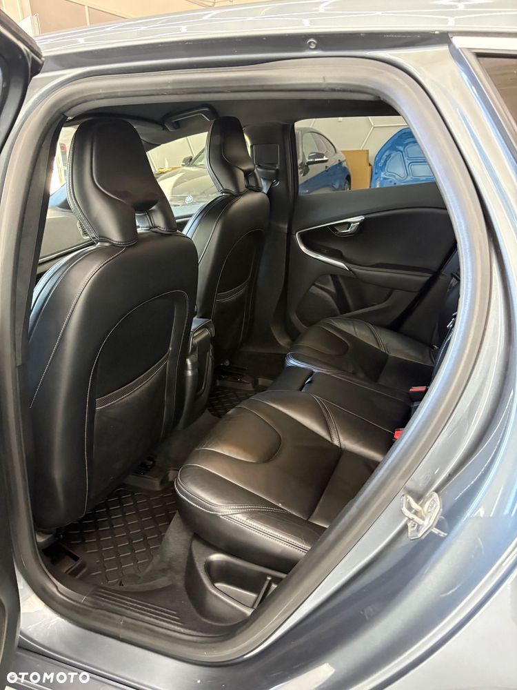 Volvo V40 D4 RDesign - 12