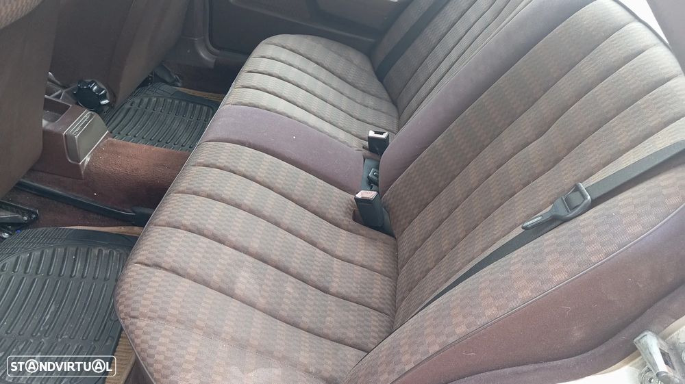 Mercedes-Benz W201 (1982-1993) - 29