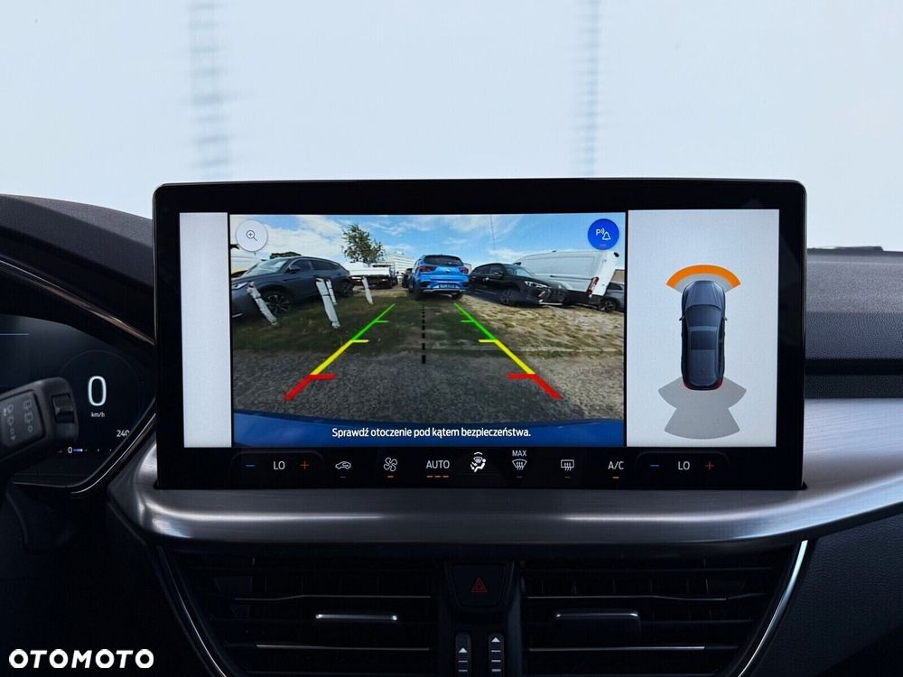 Ford Focus 1.5 EcoBlue Titanium X - 21