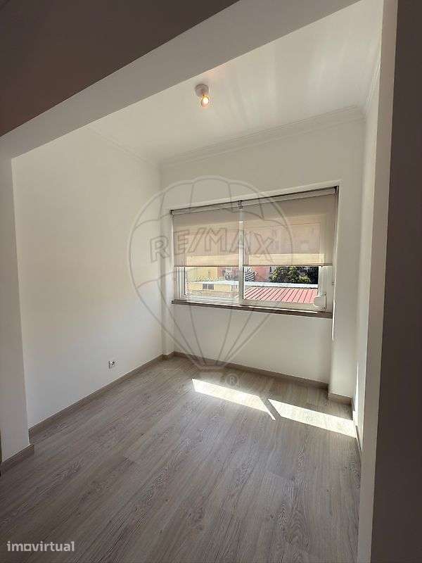 Apartamento T2 para arrendamento - Grande imagem: 5/14