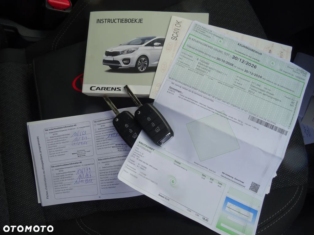 Kia Carens 1.7 CRDi XL 7os - 25