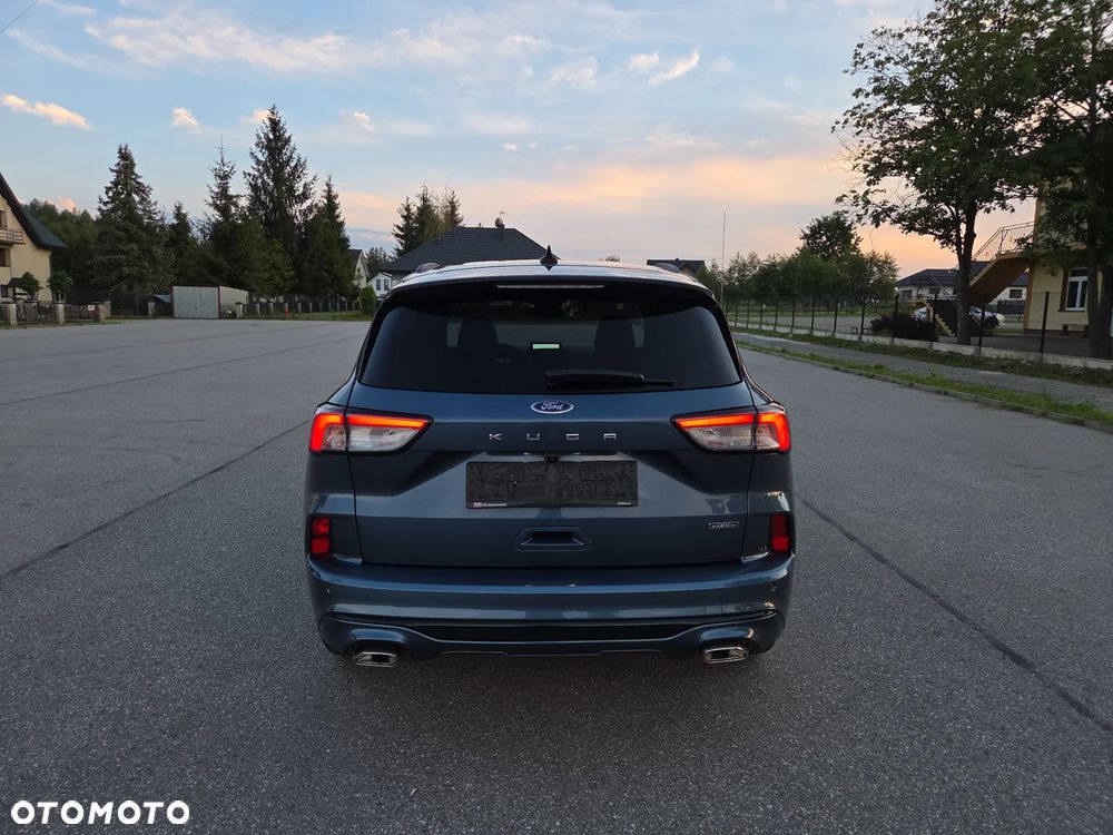 Ford Kuga - 4