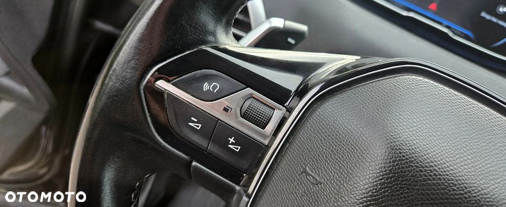 Peugeot 5008 1.5 BlueHDi Active S&S EAT8 - 23