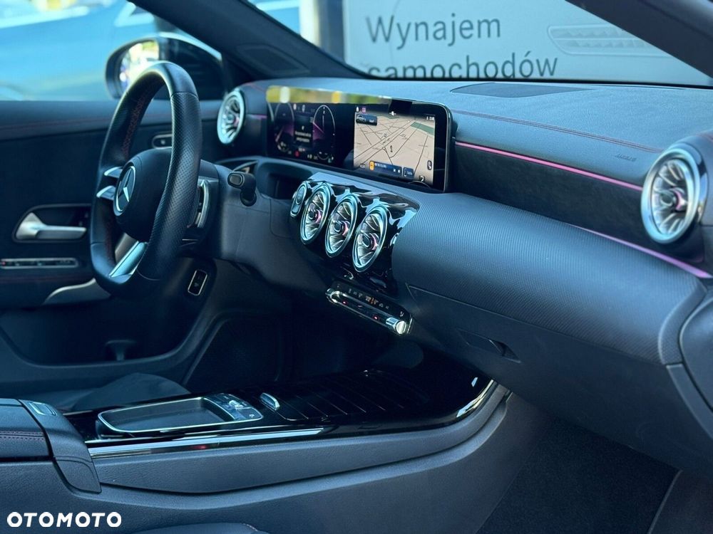 Mercedes-Benz CLA 200 mHEV AMG Line 7G-DCT - 15