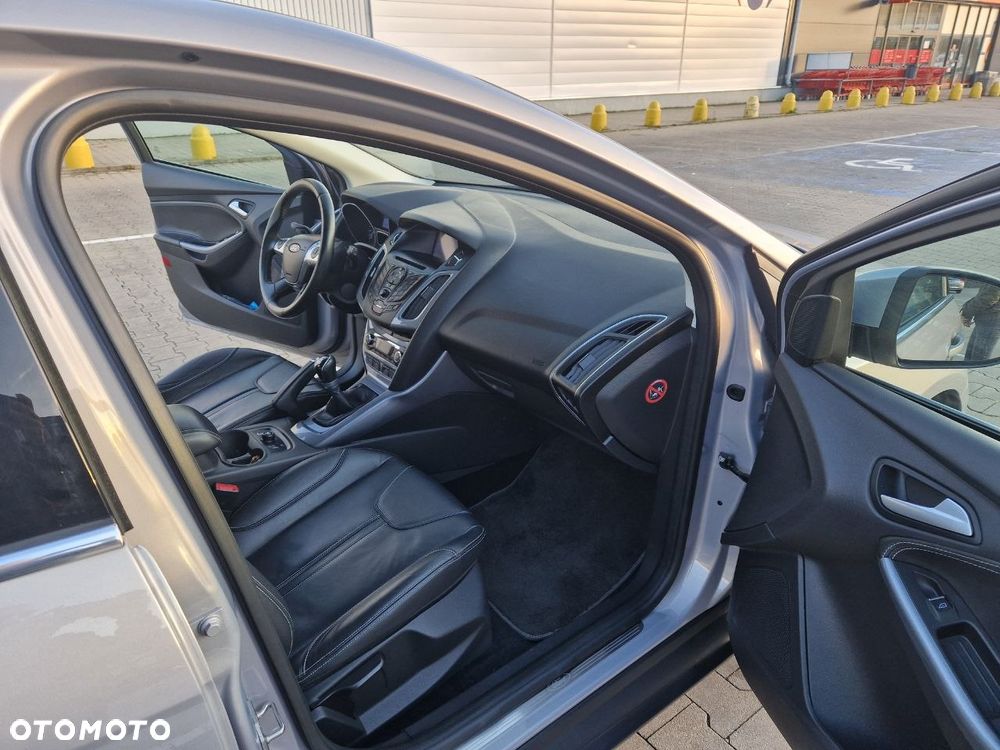 Ford Focus 1.0 EcoBoost Titanium - 17