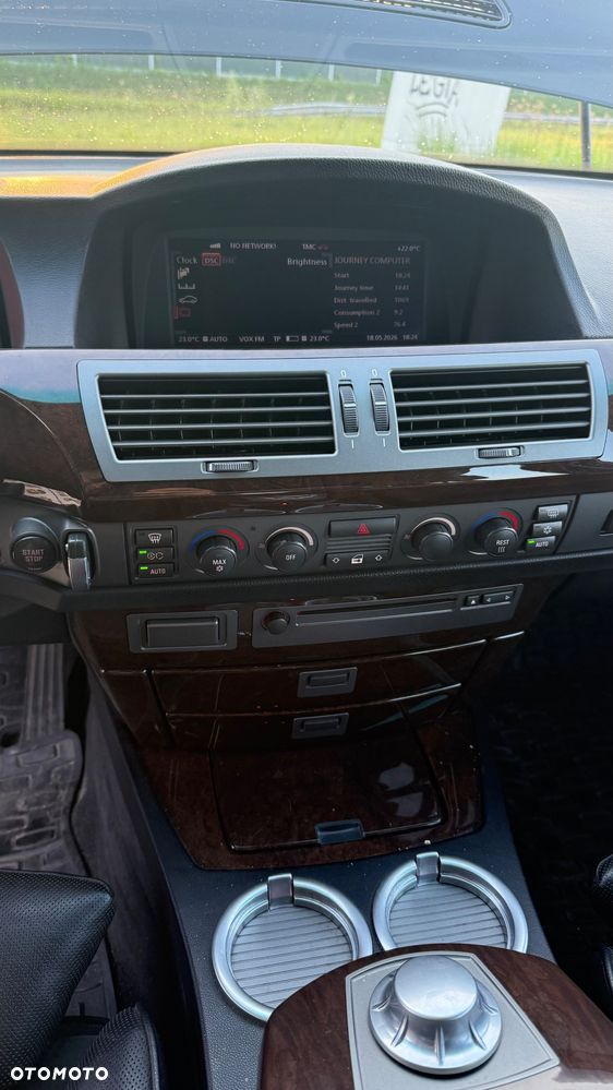 BMW Seria 7 - 14