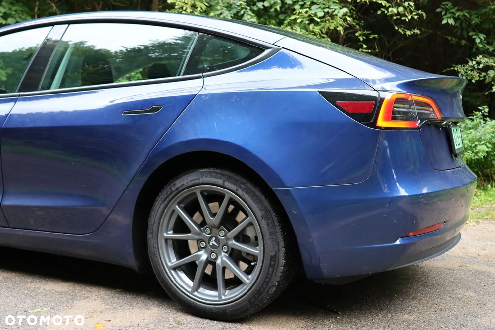 Tesla Model 3 RWD - 6